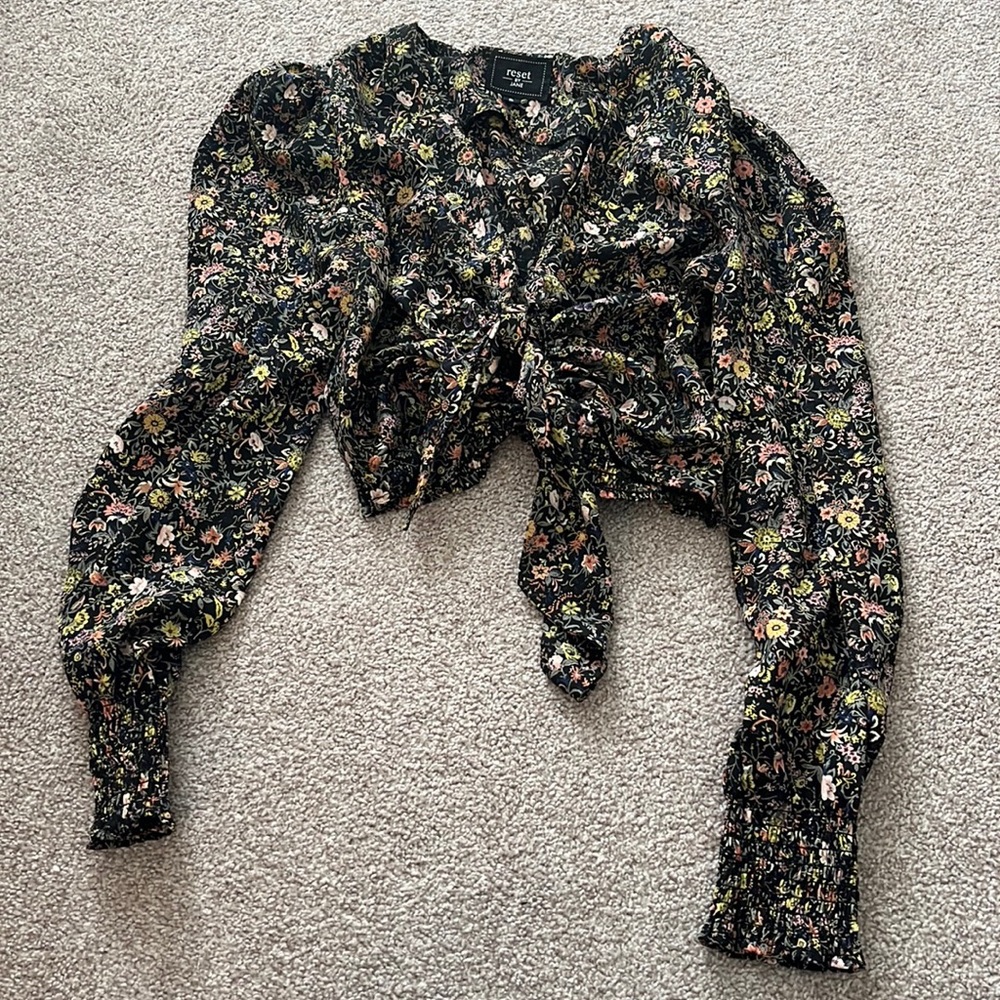 Crop blouse